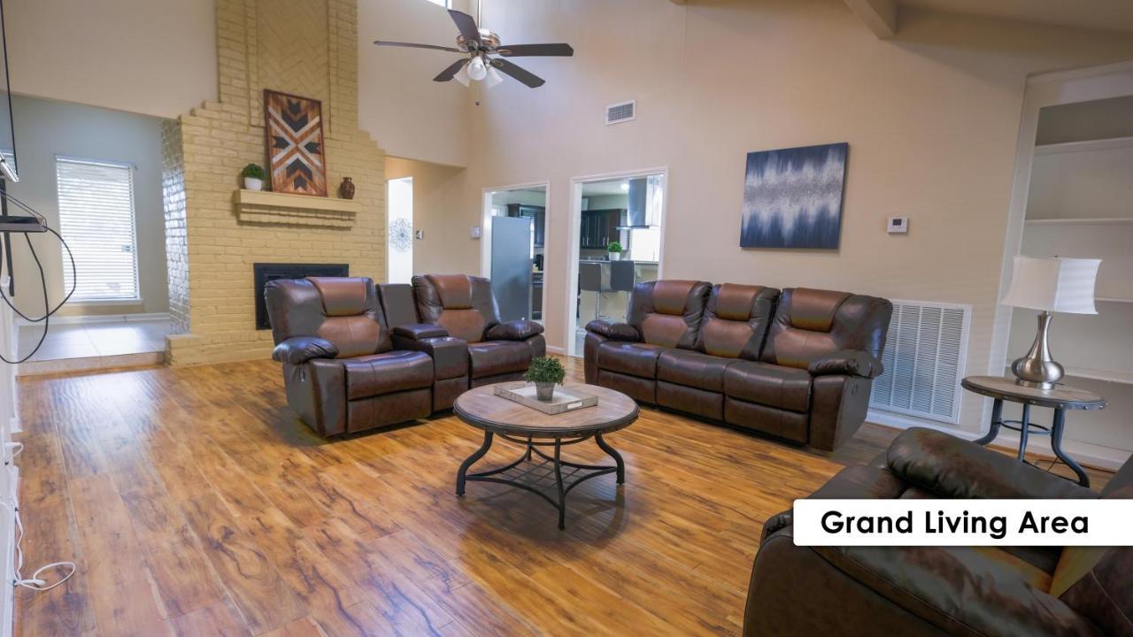 فيلا Pool House, 20 Minutes From Dt 4Bdr For 10 Guests - Winkleman هيوستن المظهر الخارجي الصورة