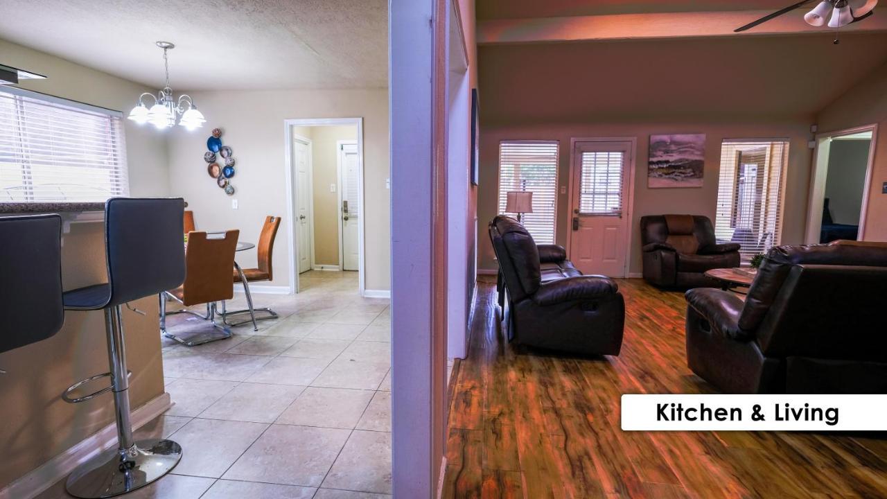 فيلا Pool House, 20 Minutes From Dt 4Bdr For 10 Guests - Winkleman هيوستن المظهر الخارجي الصورة